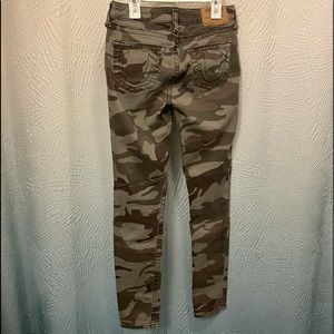 True Religion womens skinny jean/pant size 27